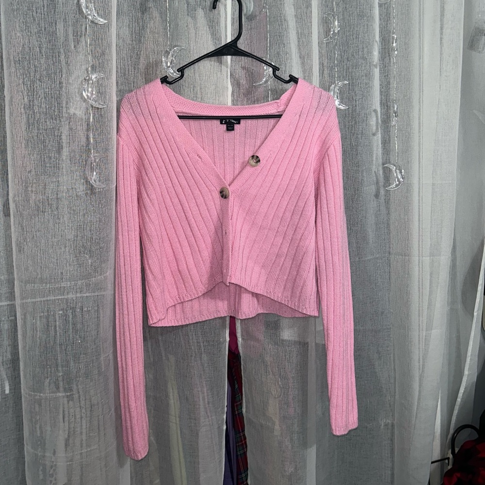 light pink button up knitted cardigan
